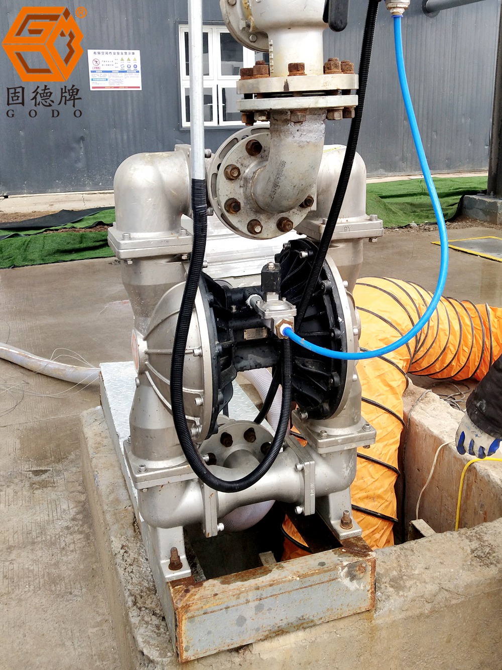 1714978242-8581.jpg 1714978242-8581.jpg