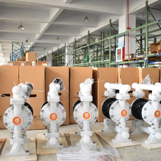 “熱辣滾燙”搶發(fā)展，年后開工生產(chǎn)忙！